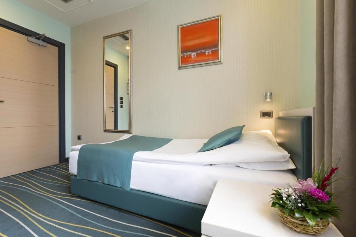 Hotel Kopernikus Prag 4*